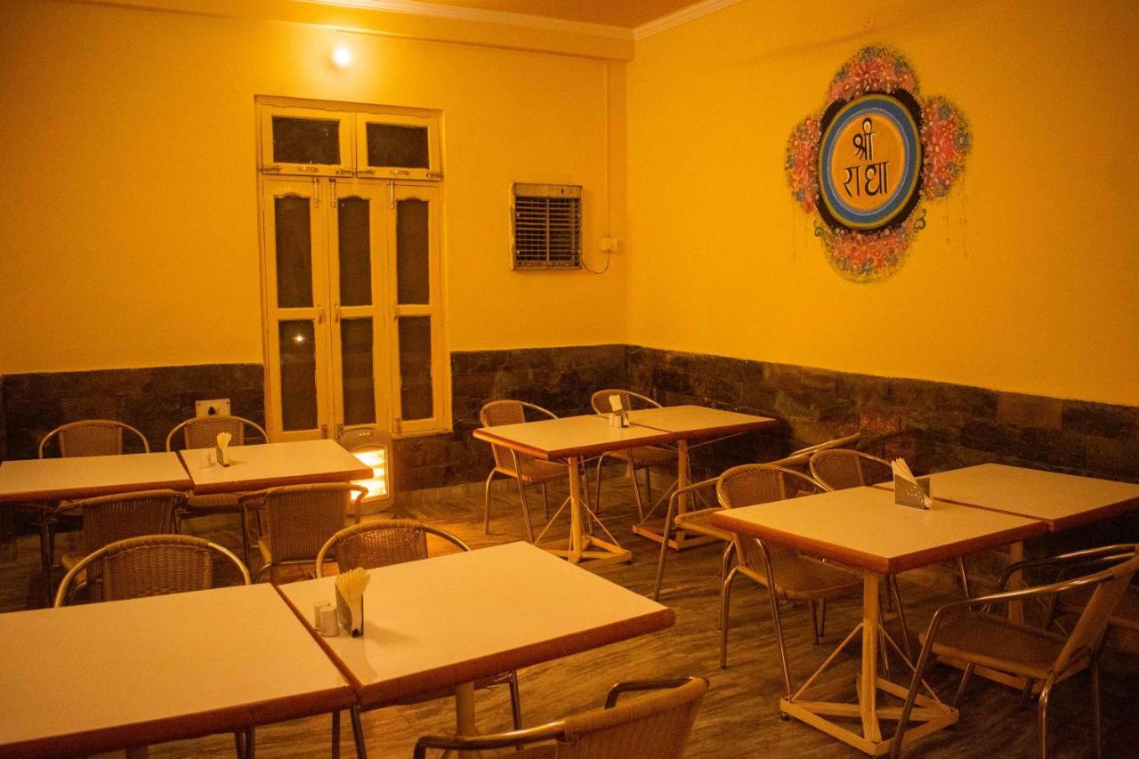 Mvt Guesthouse & Restaurant Rishīkesh 外观 照片